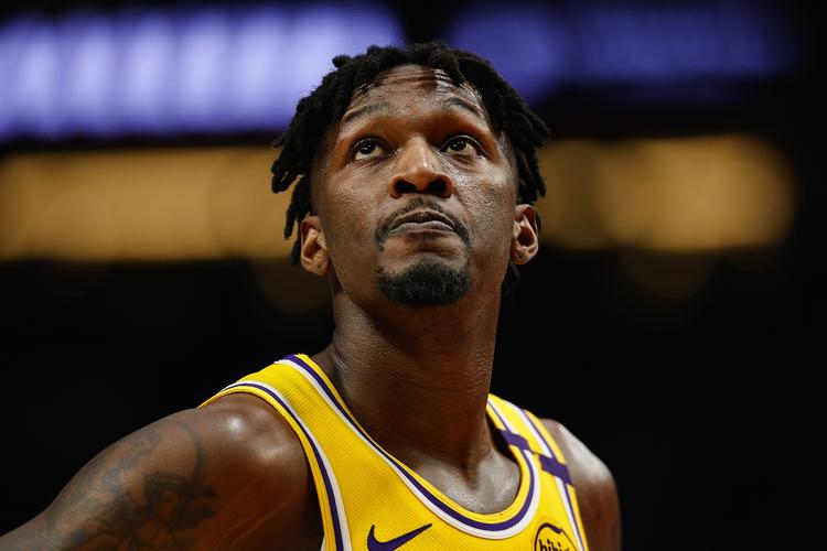 NBA季后赛焦点球员表现回顾（NBA季后赛关键球员表现盘点）