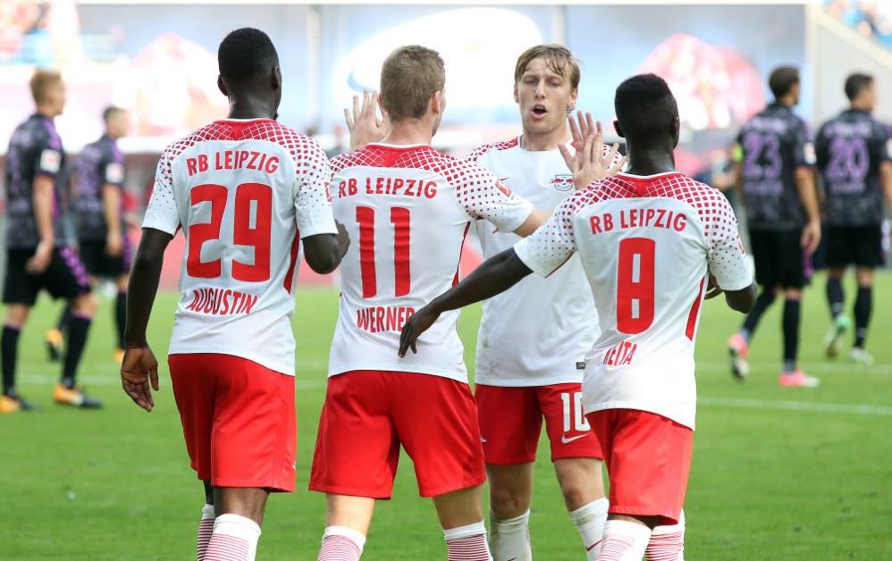 埃贝尔：于帕梅卡诺续约谈判仍在继续，冬窗不会引进任何球员（埃贝尔：于帕梅卡诺续约仍在推进，冬窗零引援）