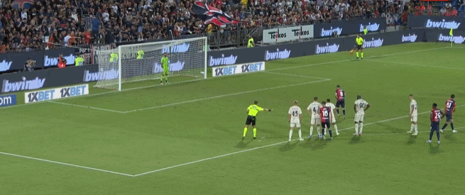 阿森纳晋级“功臣”，水晶宫后卫拉克鲁瓦乌龙+失点（水晶宫后卫拉克鲁瓦乌龙+失点，助阿森纳过关晋级）