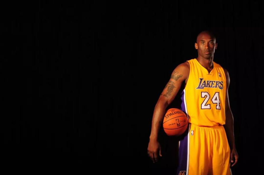 卡尼萨雷斯：黄潜也是冠军候选者；霍安要更加严格要求自己（卡尼萨雷斯：黄潜同样在争冠行列，霍安需对自己更严苛）